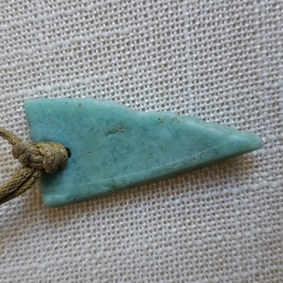 Handmade Turquoise and stone crystal necklace - Picture 5 of 7